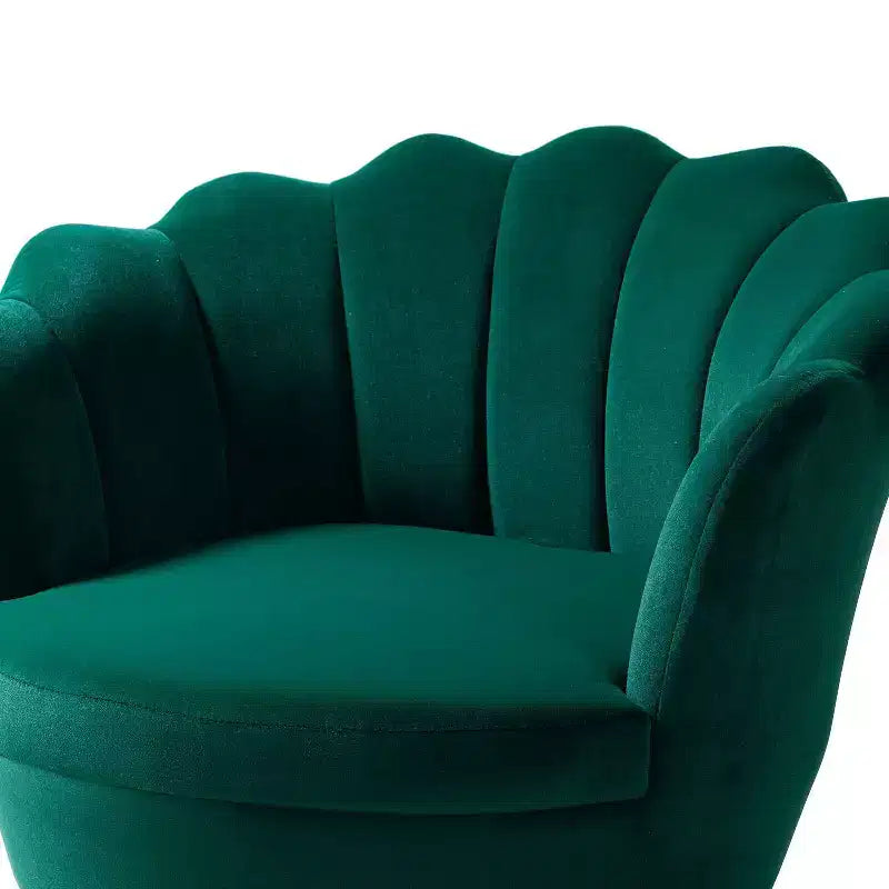 Poltrona d'accento Yves da salotto, comoda poltrona a barilotto con gambe in metallo dorato